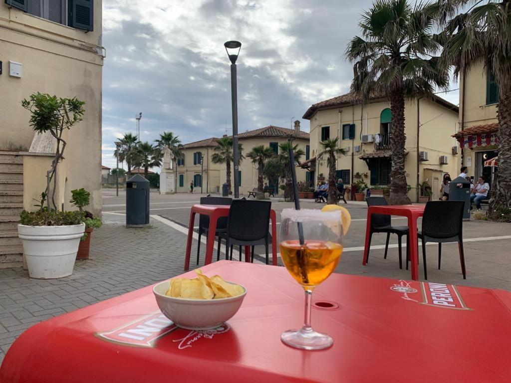 Roma Al Mare! Le Comete Del Borghetto Lido di Ostia Bagian luar foto