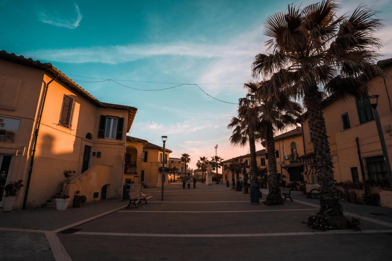 Roma Al Mare! Le Comete Del Borghetto Lido di Ostia Bagian luar foto