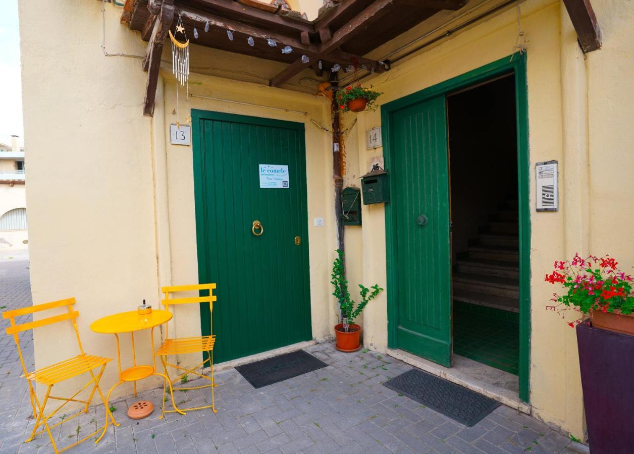 Roma Al Mare! Le Comete Del Borghetto Lido di Ostia Bagian luar foto