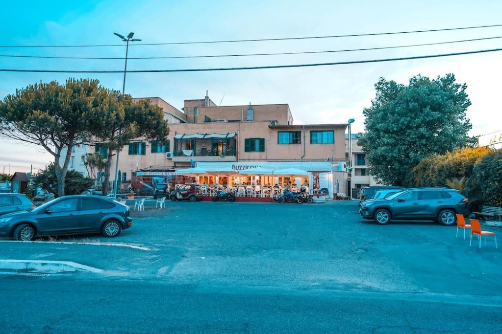 Roma Al Mare! Le Comete Del Borghetto Lido di Ostia Bagian luar foto